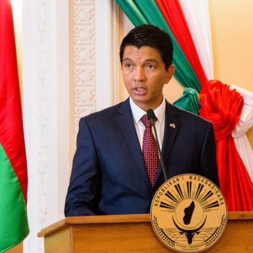 Madagascar : Le Président Rajoelina réduit le nombre de sénateurs