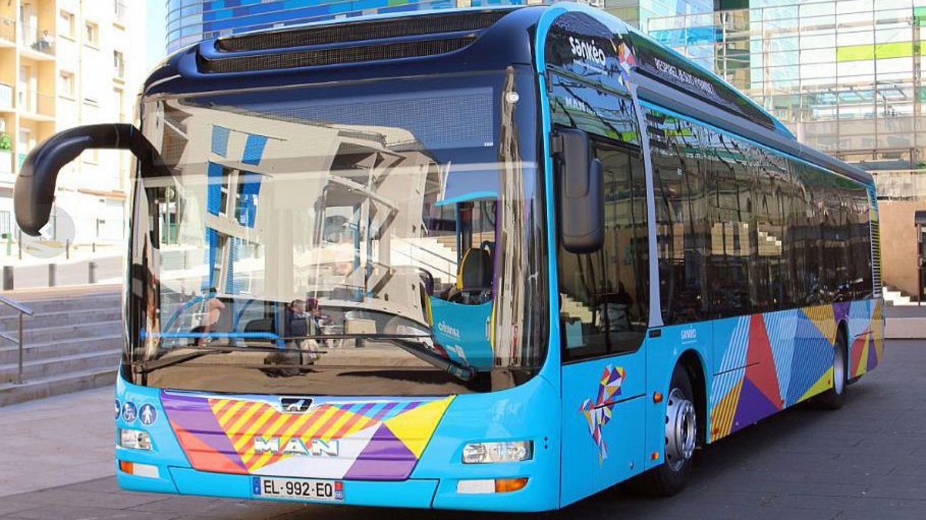 Sénégal – Mobilité urbaine : L’État débloque 6,6 milliards de FCFA pour 400 mini-bus