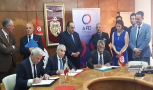 Mobilité urbaine: Signature de trois partenariats franco-tunisiens de financement