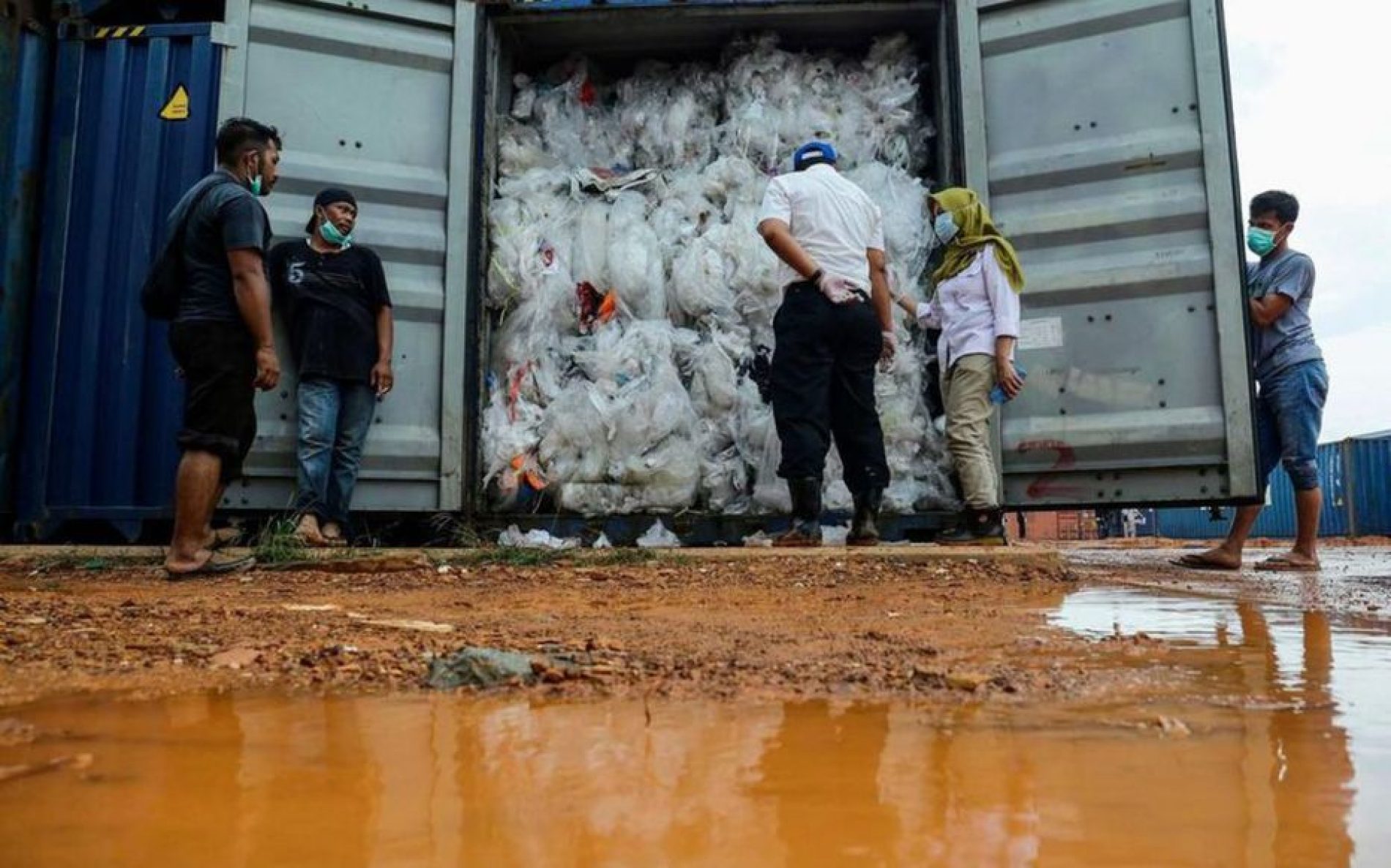 Environnement : L’Indonésie renvoie ses déchets à la France !