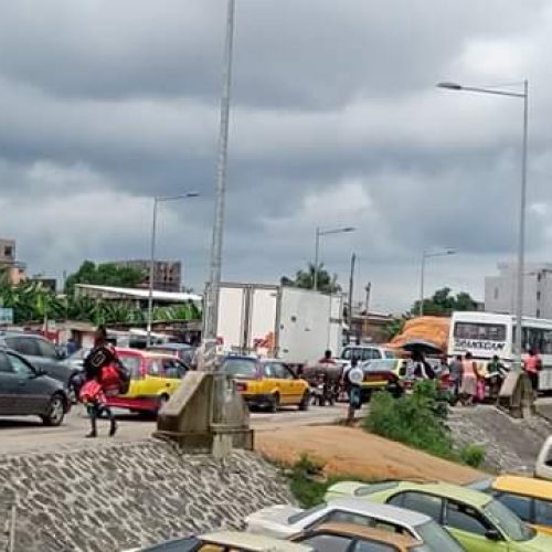 Douala – Pénétrante Est : La Préfecture du Wouri restreint la circulation des camions