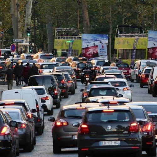 Environnement: La France met en place un service de surveillance pour véhicules